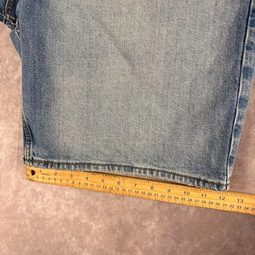 levi’s strauss lightwash baggy jean shorts